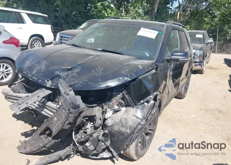 2015 Ford Explorer Sport z USA, uszkodzony, nr VIN 1FM5K8GT7FGB48219